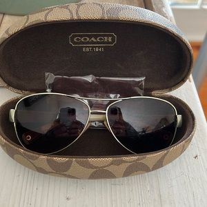 Coach Sunglasses aviator style
